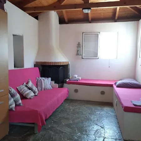 Cerigo Hilltop House Ξενοδοχείο