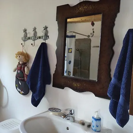 Ξενοδοχείο Cerigo Hilltop House 3*